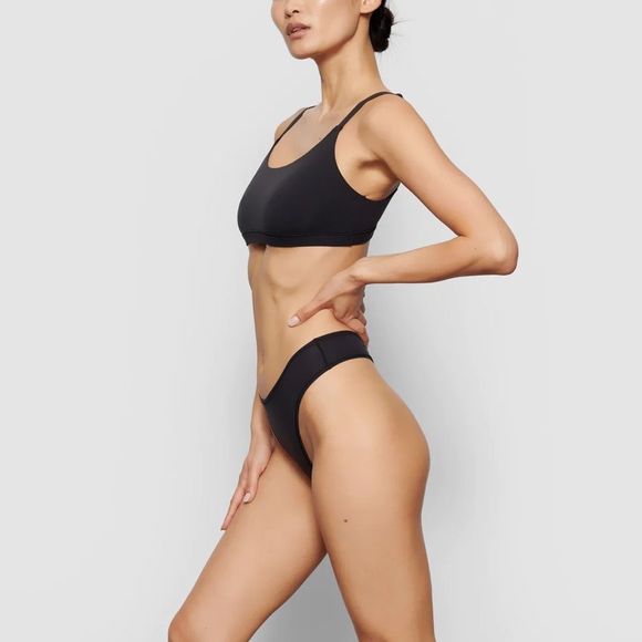 New SKIMS Fits Everybody Thong - 3X - Picture 5 of 13